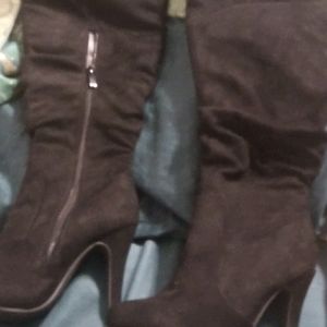 FASHION NOVA To The Knee Boots